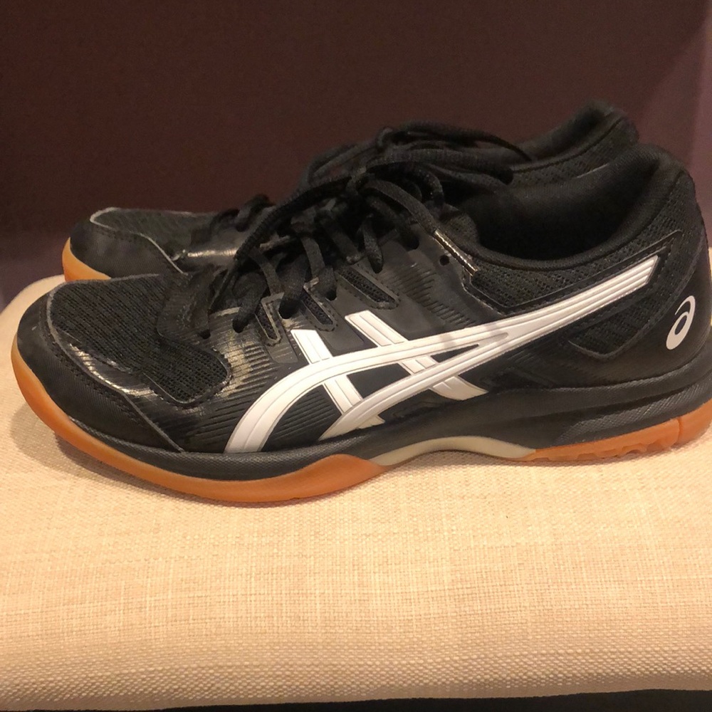 ASICS Volleyball shoes